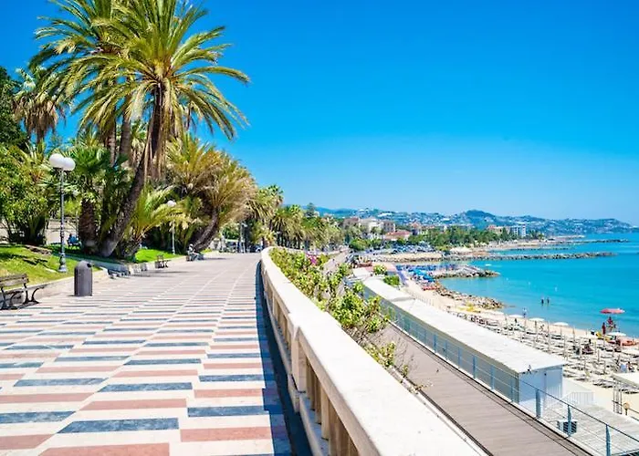 Casa Tramontina Parking Included * San Remo
