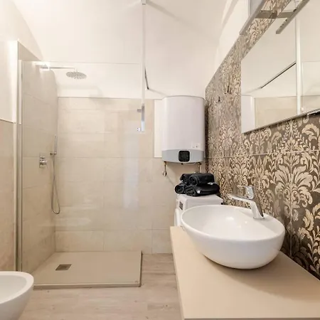 Casa Tramontina Parking Included * San Remo